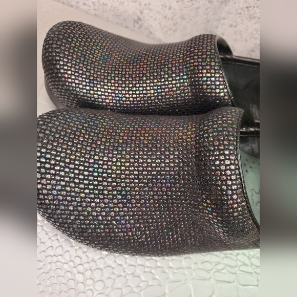 Dansko Women's Glitzy Patent Black Clogs Shoes - Picture 5 of 10